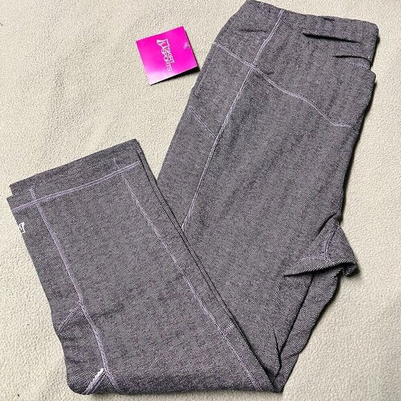SkirtSports Pants - NWT OG Vintage Chic Pocketopia Capri LG
